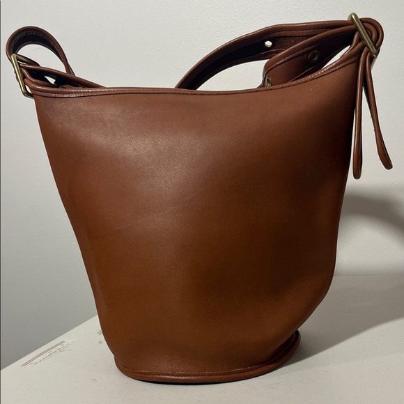 Coach Helen’s Legacy 9953, Brown Hobo - Picture 1 of 16